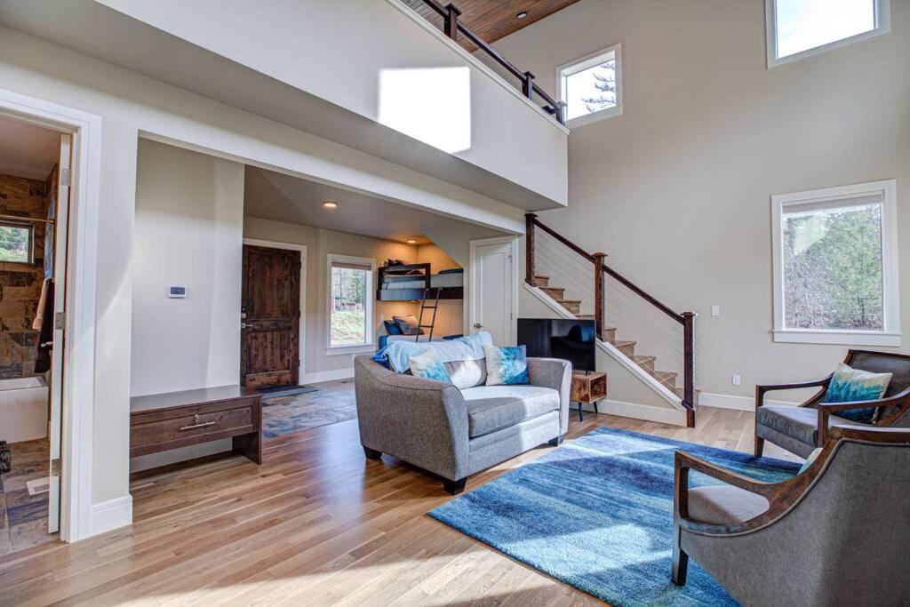Newly Built Modern Chalet Duplex - 2 Mount Hood Village Exterior foto